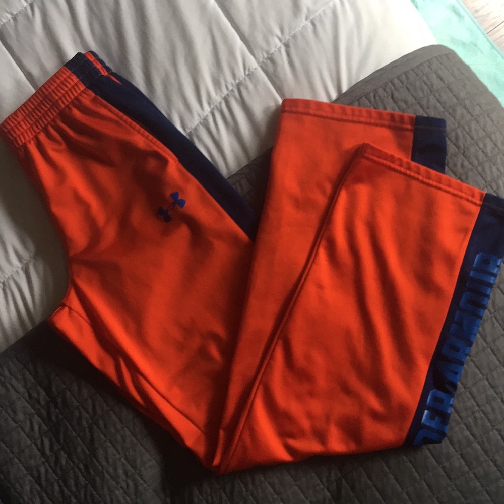 Under Armour sweat pants. YLG